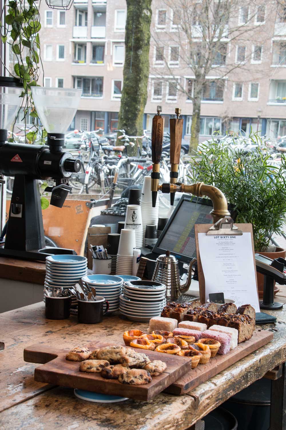 Amsterdamer Kaffeabar Lot Sixty One steinbauer-groetsch©2016